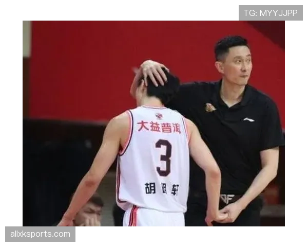 广州足球俱乐部在联赛多轮进攻哑火，现阶段战术僵化暴露攻防失衡问题